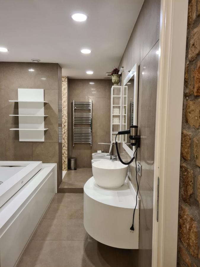 Incantevole Con Jacuzzi روما المظهر الخارجي الصورة